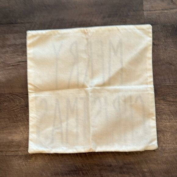 Merry Christmas Snowflake Indoor/Outdoor Holiday Neutral Pillow Cover NWOT - Picture 5 of 7